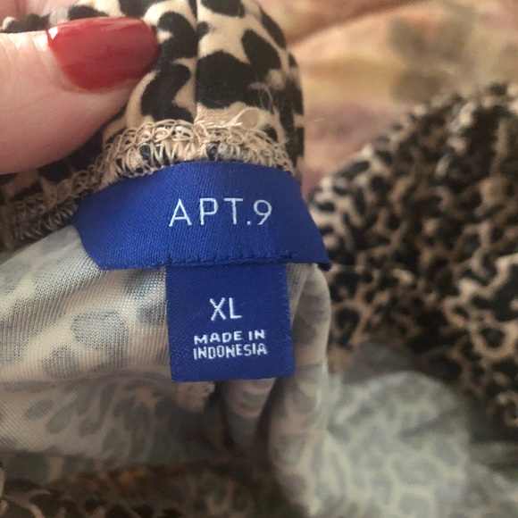 Apt 9 Leopard Print Leggings - Picture 4 of 5